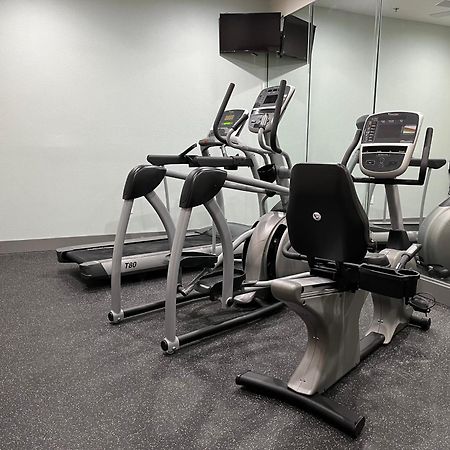 Best Western Inn & Suites Cleveland Luaran gambar