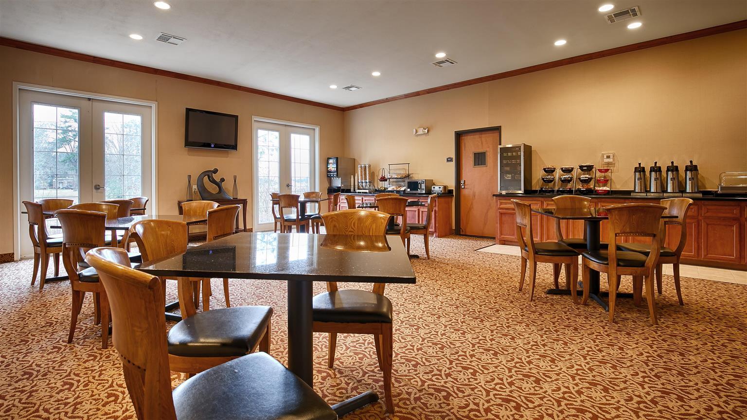 Best Western Inn & Suites Cleveland Luaran gambar