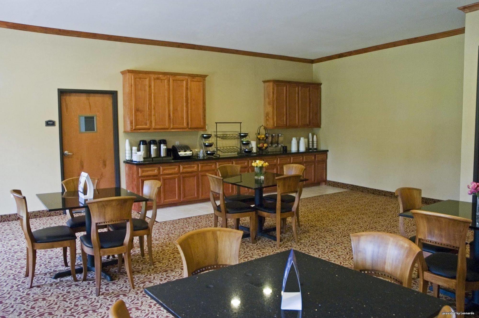 Best Western Inn & Suites Cleveland Luaran gambar